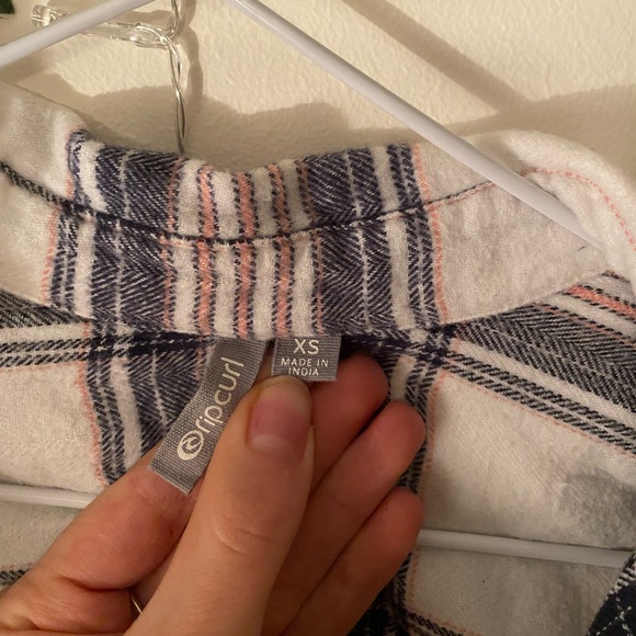 Ripcurl Flannel - Perfect Condition - Picture 4 of 4